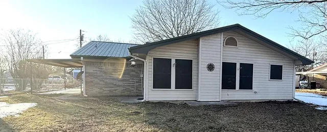 $167,000 | 212 College Street, Roxton, TX 75477