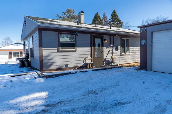 $155,000 | 39 Edison Boulevard, Silver Bay, MN 55614