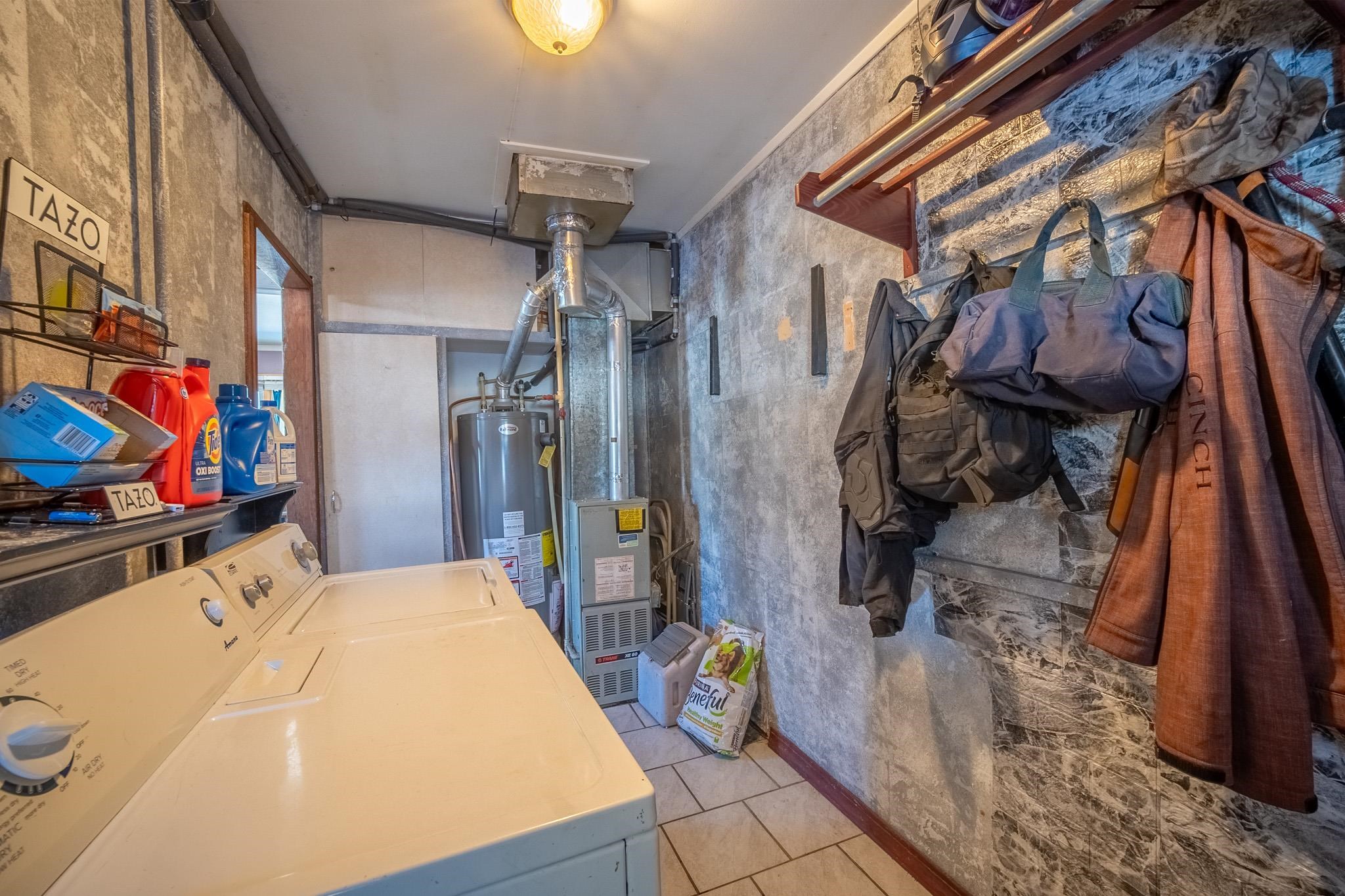 39 Edison Boulevard Silver Bay, MN 55614 - Photo 4 of 11