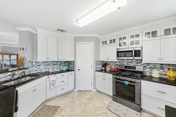 $279,500 | 981 Shadow Creek Boulevard, Buda, TX 78610