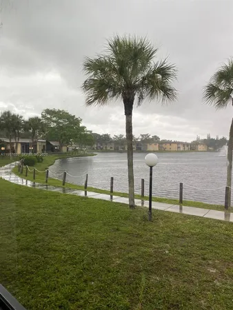 $2,650 | 516 Briarwood Circle, Unit 151, Hollywood, FL 33024