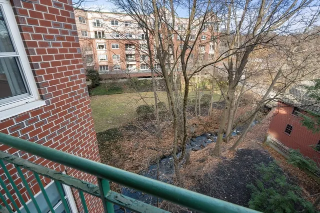 $525,000 | 1 Watermill Place, Unit 309, Arlington, MA 02476