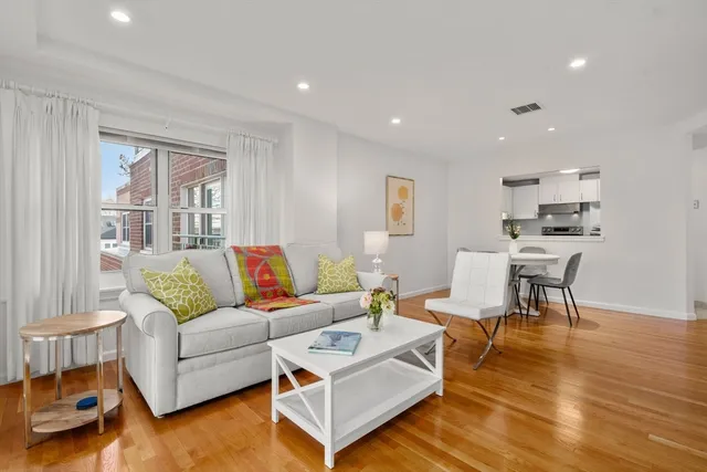 $525,000 | 1 Watermill Place, Unit 309, Arlington, MA 02476