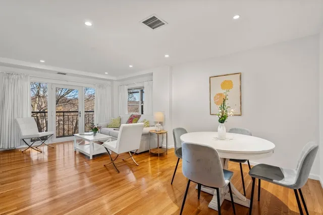 $525,000 | 1 Watermill Place, Unit 309, Arlington, MA 02476