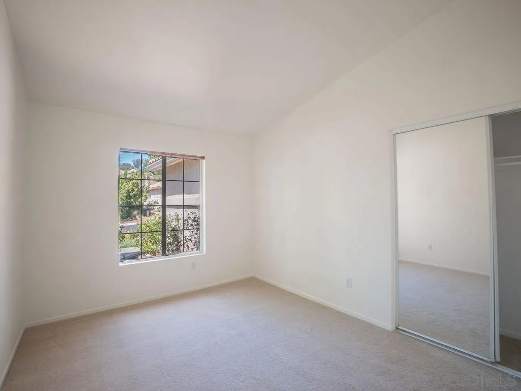2641 Lobelia Road Alpine, CA 91901 - Photo 14 of 24 Gallery Image 14