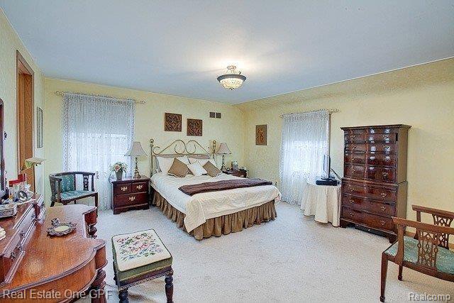 773 Pemberton Road Grosse Pointe, MI 48230 - Photo 15 of 24 15 0003 master bedroom.jpg
