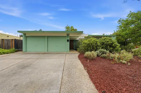 $2,199,888 | 866 Cornwall Court, Sunnyvale, CA 94087