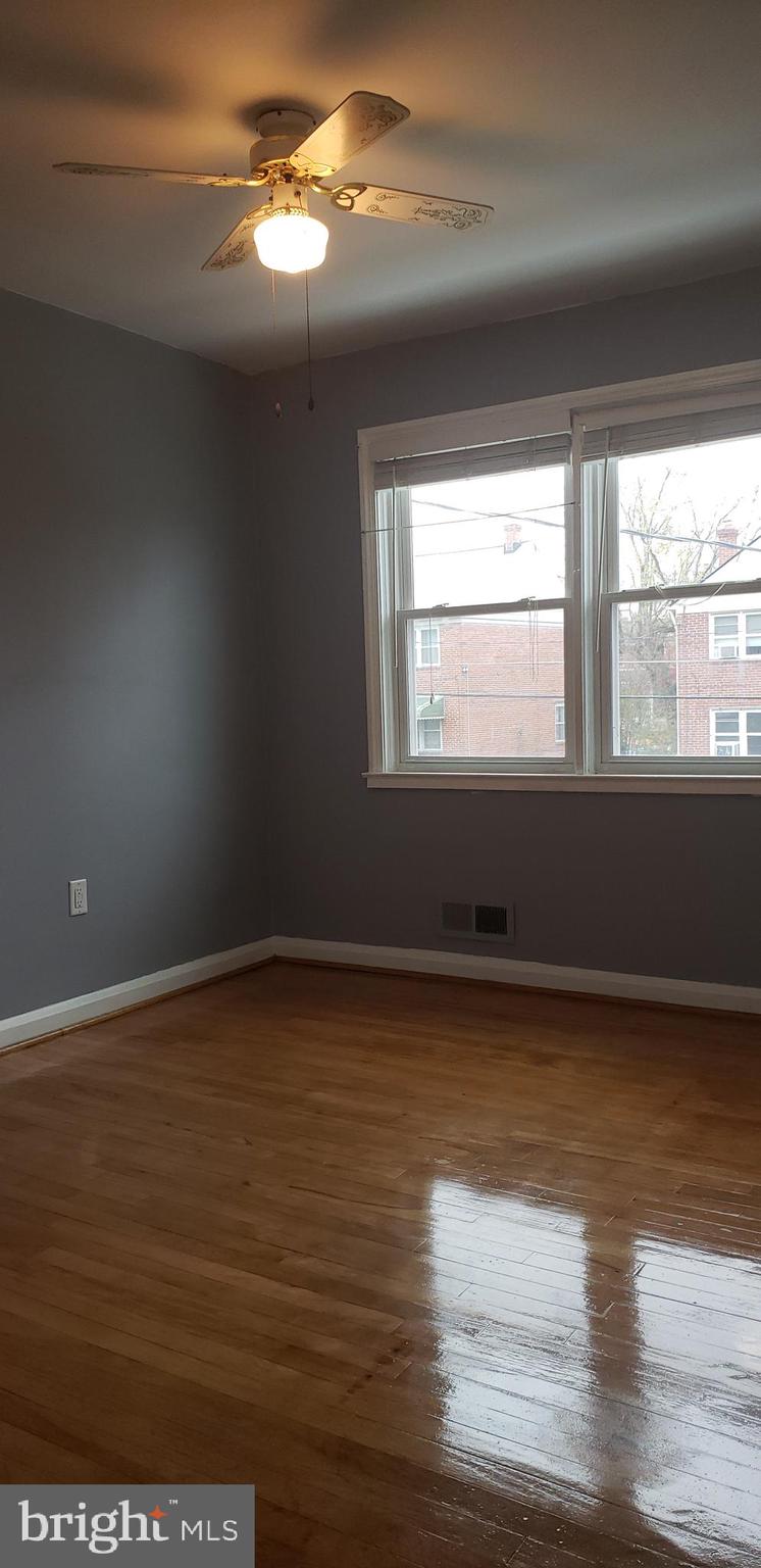8355 Hillendale Road Parkville, MD 21234 - Photo 12 of 42