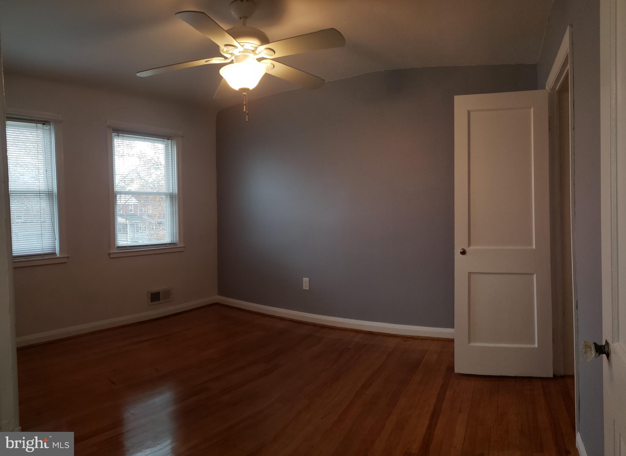 8355 Hillendale Road Parkville, MD 21234 - Photo 8 of 42