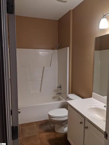 $2,200 | 10 Alex Court, Greenville, SC 29609