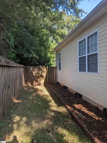 $2,200 | 10 Alex Court, Greenville, SC 29609