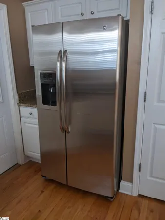 $2,300 | 10 Alex Court, Greenville, SC 29609