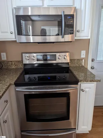 $2,300 | 10 Alex Court, Greenville, SC 29609