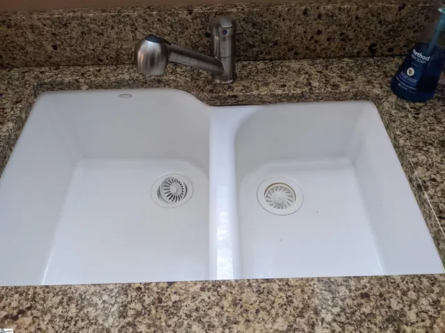 $2,200 | 10 Alex Court, Greenville, SC 29609