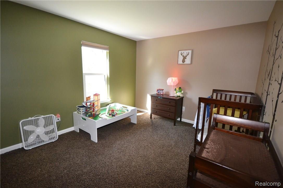 35870 Fredericksburg Road Farmington, MI 48331 - Photo 35 of 45 7 Bedroom 24.JPG