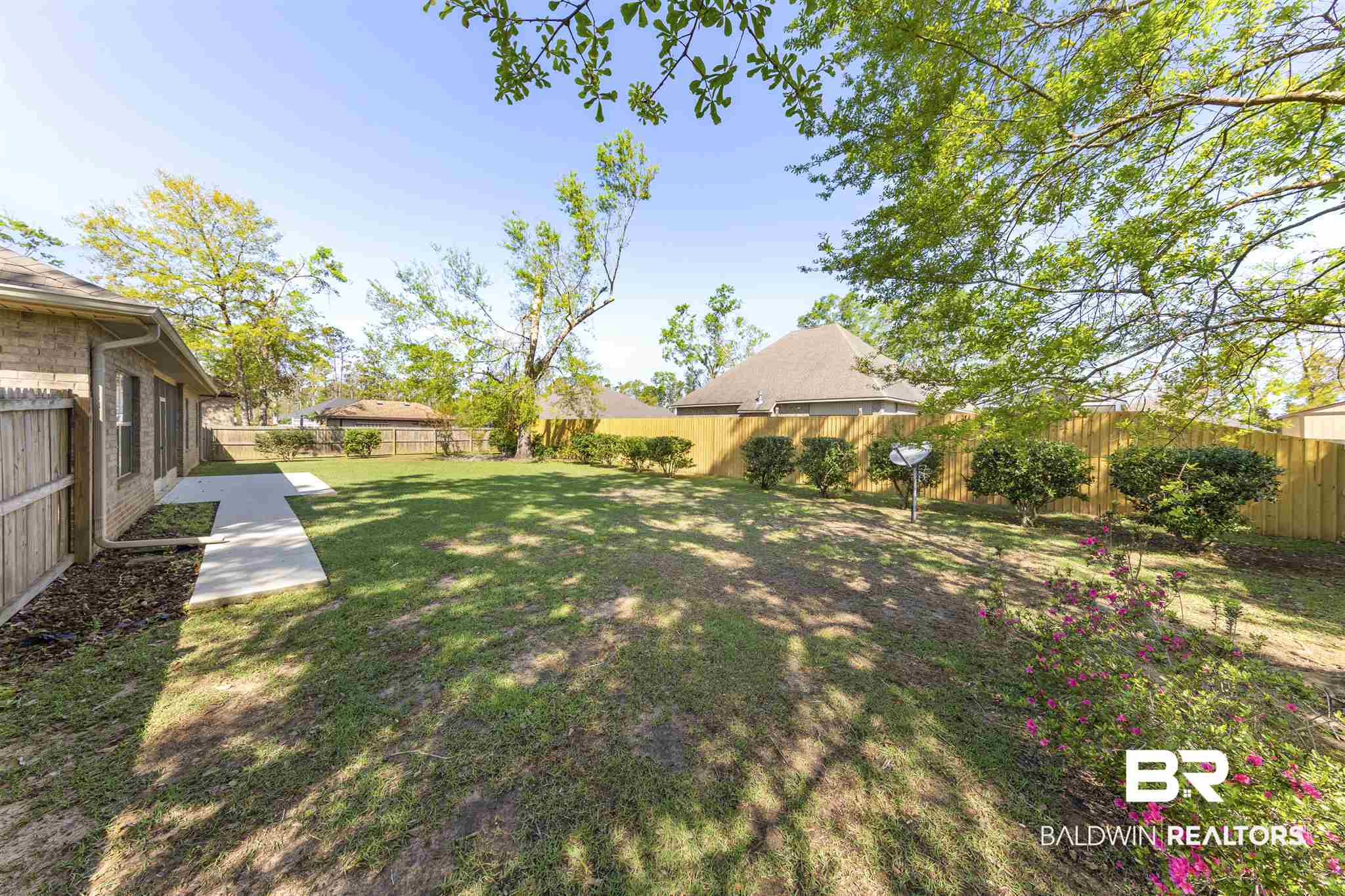721 Edinburgh Avenue Foley, AL 36535 - Photo 2 of 38 Gallery Image 2