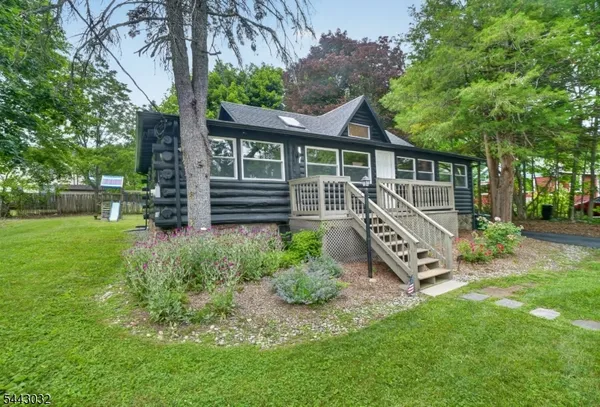 $449,000 | 53 Lakeview Avenue, West Milford, NJ 07480