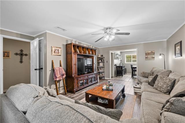 1537 Ridgecrest Drive Slidell, LA 70458 - Photo 3 of 32