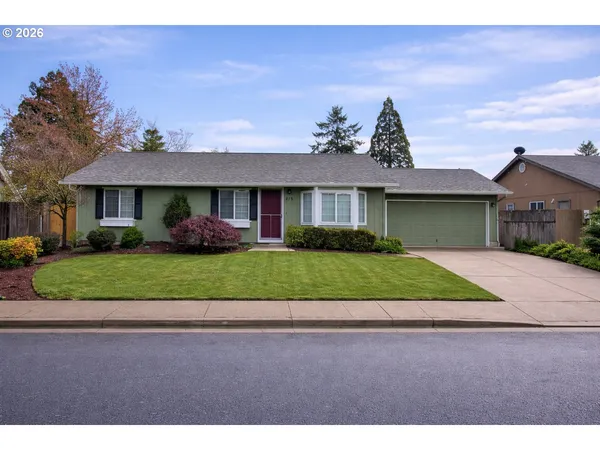 $365,000 | 919 South 37th Place, Springfield, OR 97478