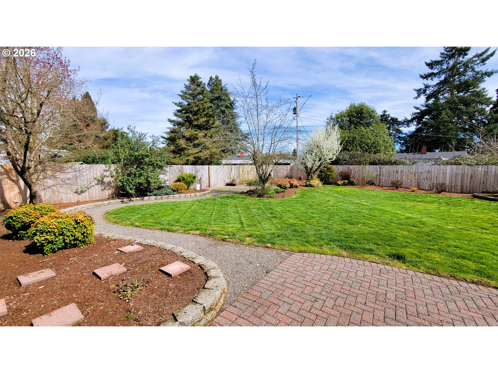 919 South 37th Place Springfield, OR 97478 - Photo 11 of 15