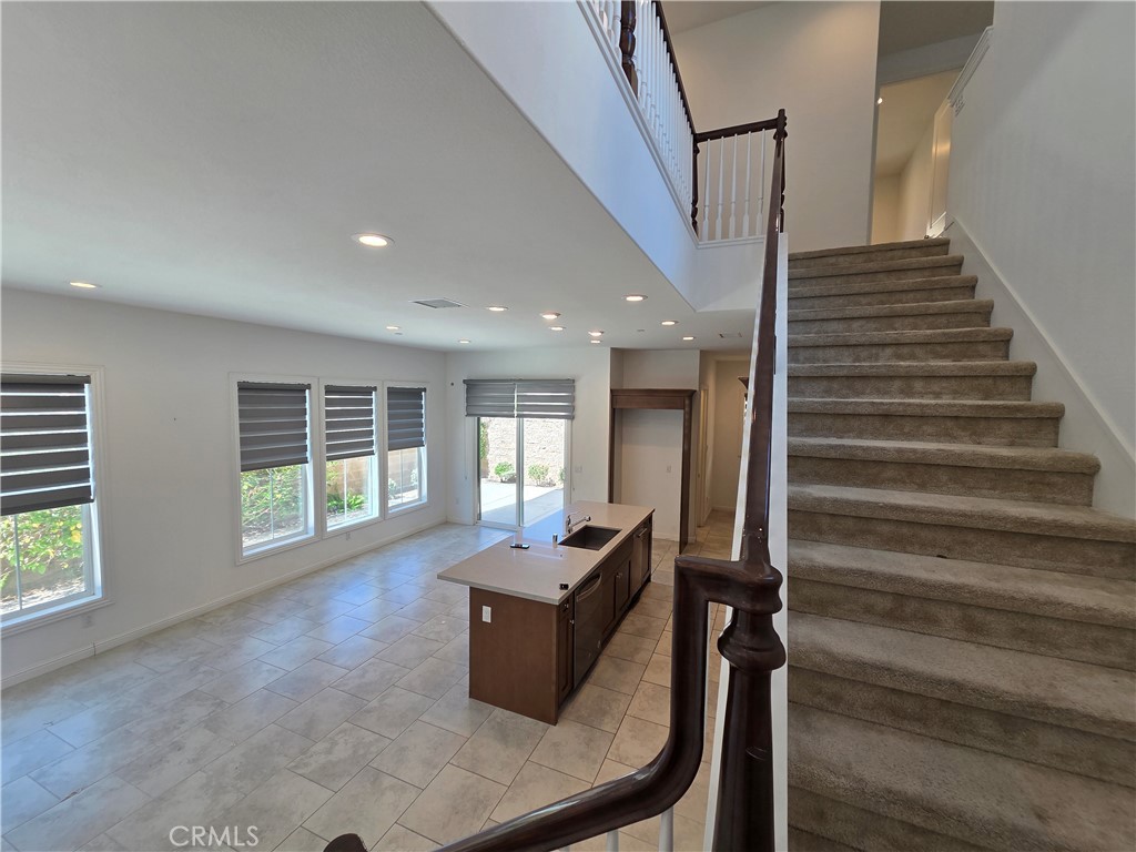 20640 West Chestnut Circle Porter Ranch, CA 91326 - Photo 9 of 26 Gallery Image 9