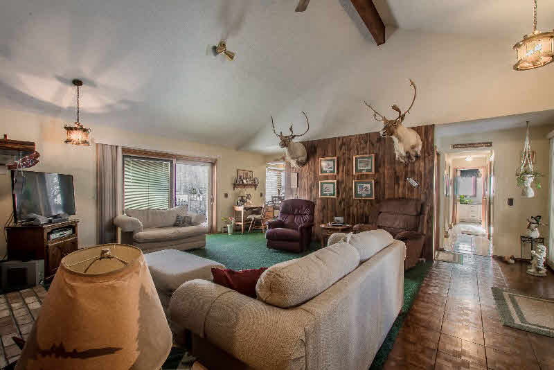 2247 Fraser Road Kawkawlin, MI 48631 - Photo 7 of 28