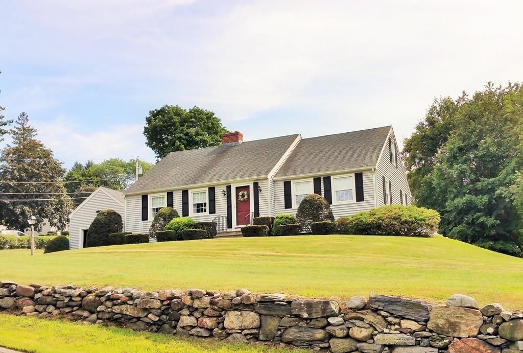 7 Harris Street Clinton, MA 01510 - Photo 1 of 24 Gallery Image 1