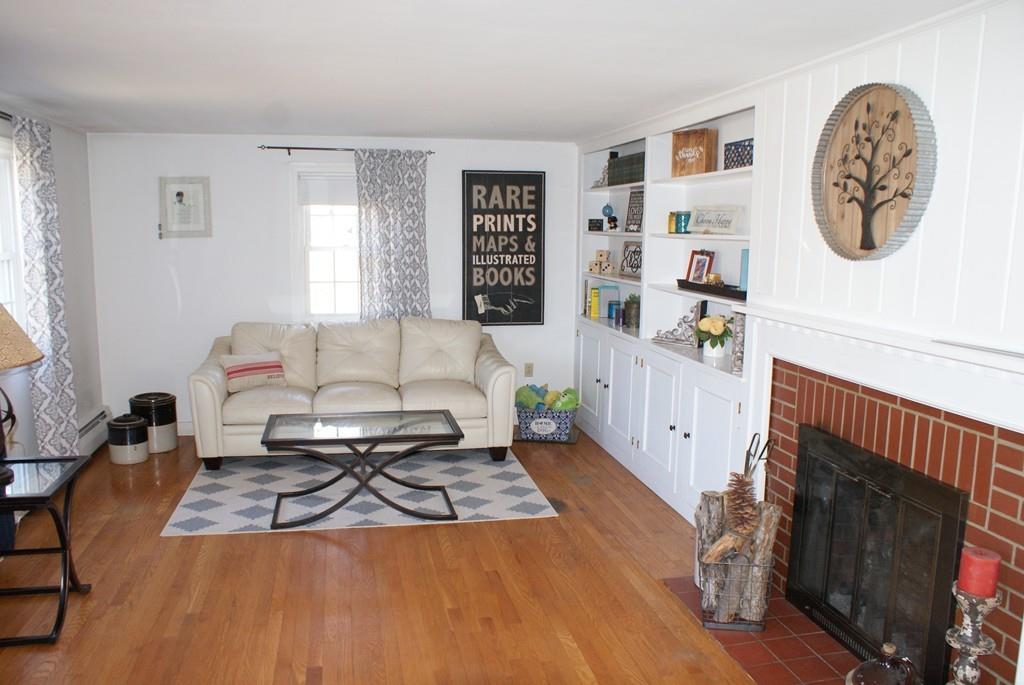 7 Harris Street Clinton, MA 01510 - Photo 9 of 24 Gallery Image 9