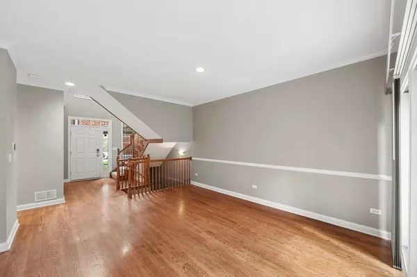 $579,000 | 299 Arbor Glen Boulevard, Schaumburg, IL 60195