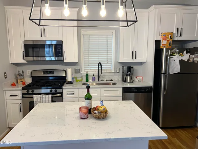 $2,400 | 316 Cooke Street, Raleigh, NC 27601