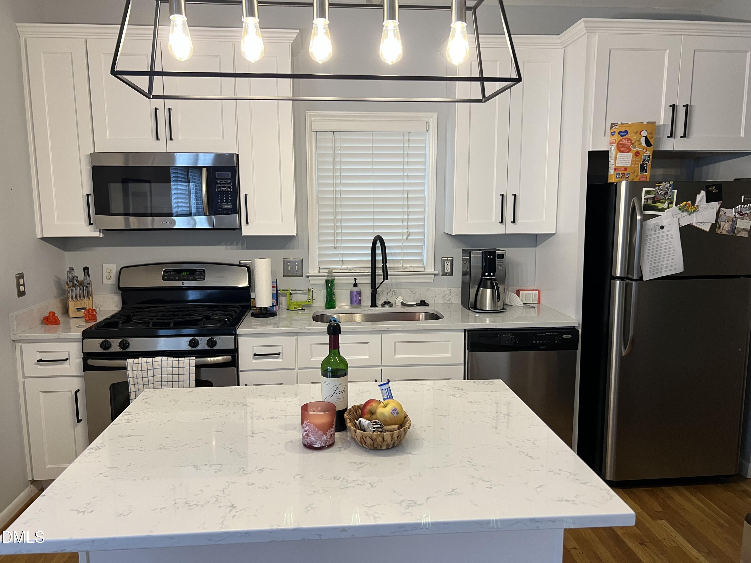 316 Cooke Street Raleigh, NC 27601 - Photo 6 of 13 Kitchen 2