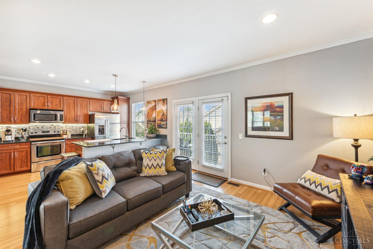 3374 Wasson Road Cincinnati, OH 45209 - Photo 11 of 36 Gallery Image 11