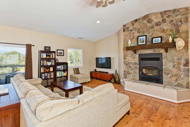 11035 West Lilac Road Valley Center, CA 92082 - Photo 4 of 25