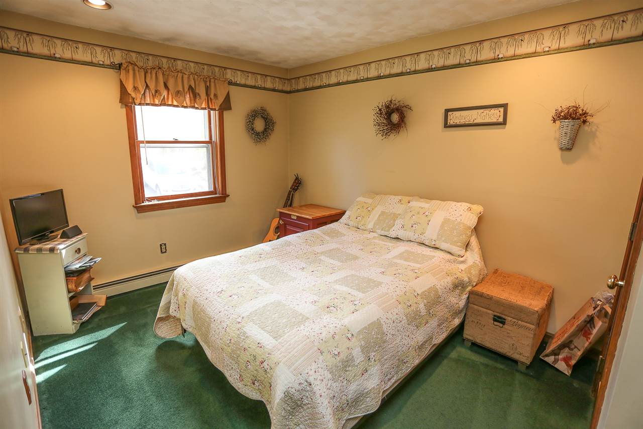 36 Rattlesnake Hill Road Auburn, NH 03032 - Photo 12 of 21