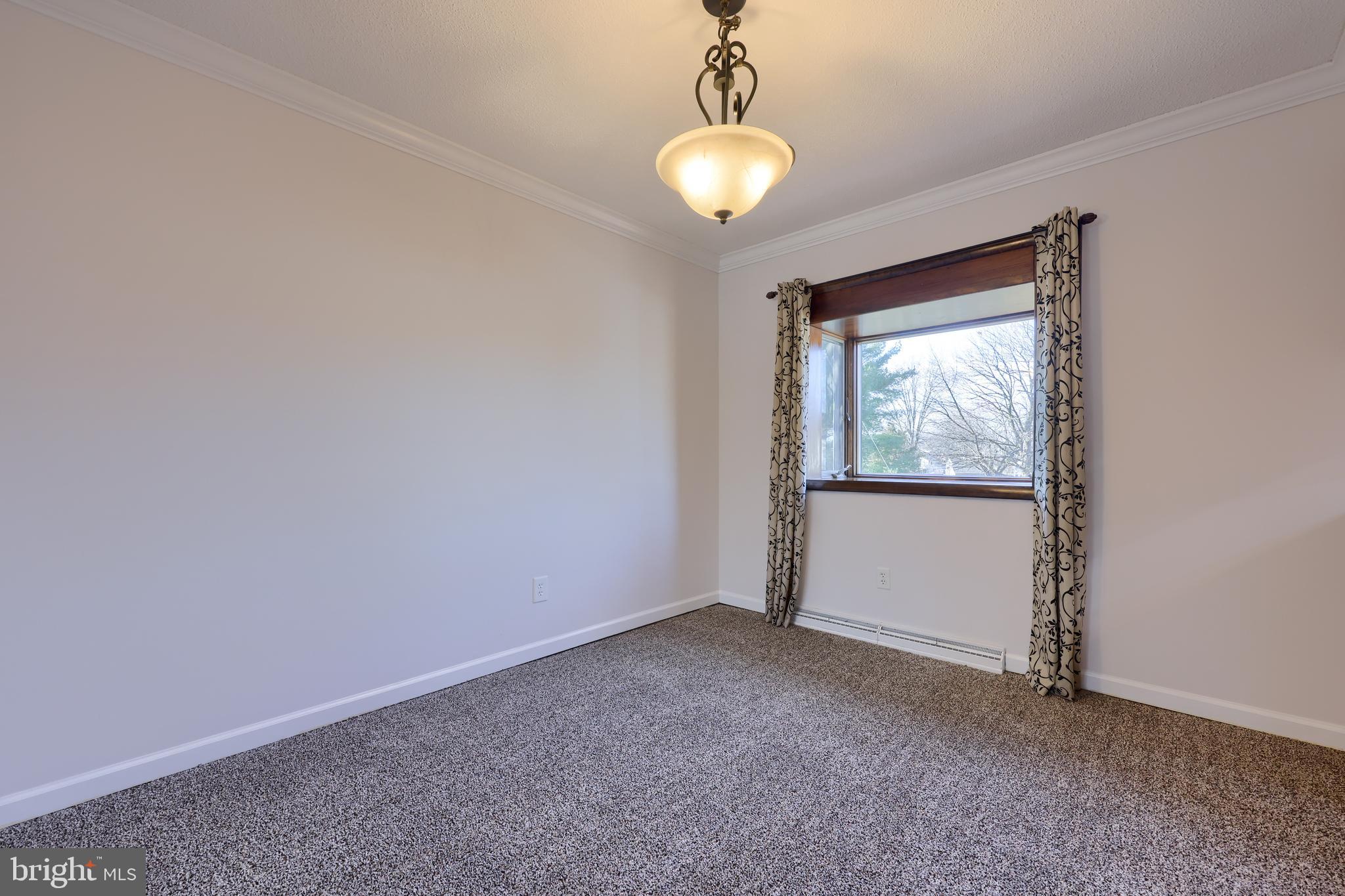 2437 Opal Road York, PA 17408 - Photo 17 of 38 Gallery Image 17