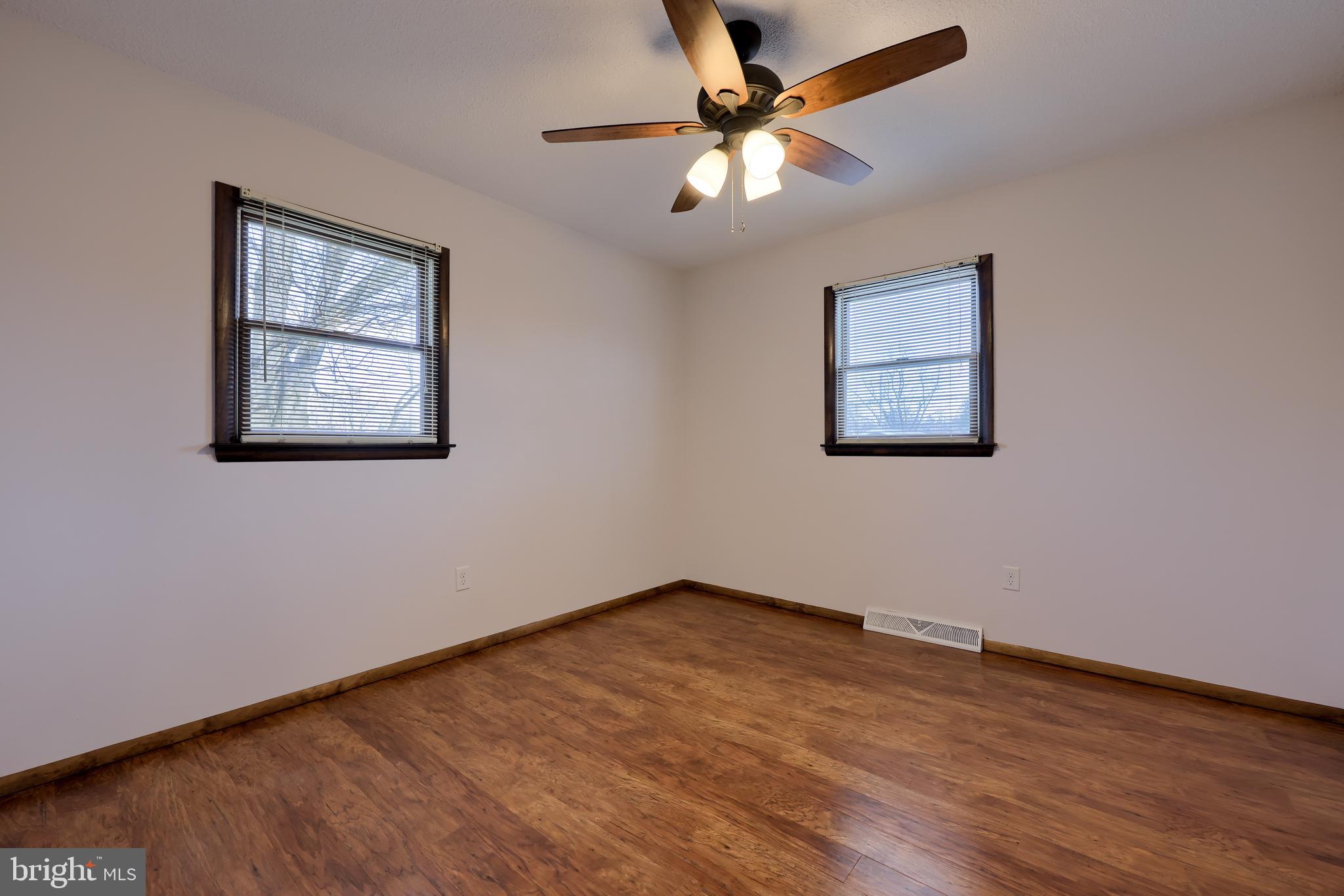 2437 Opal Road York, PA 17408 - Photo 28 of 38 Gallery Image 28