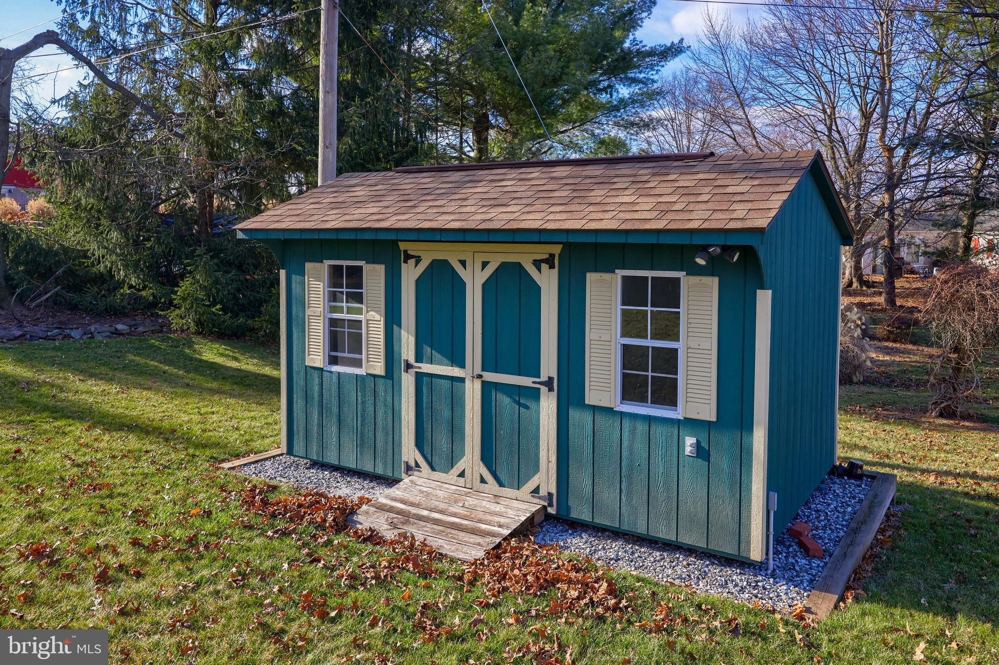 2437 Opal Road York, PA 17408 - Photo 34 of 38 Gallery Image 34