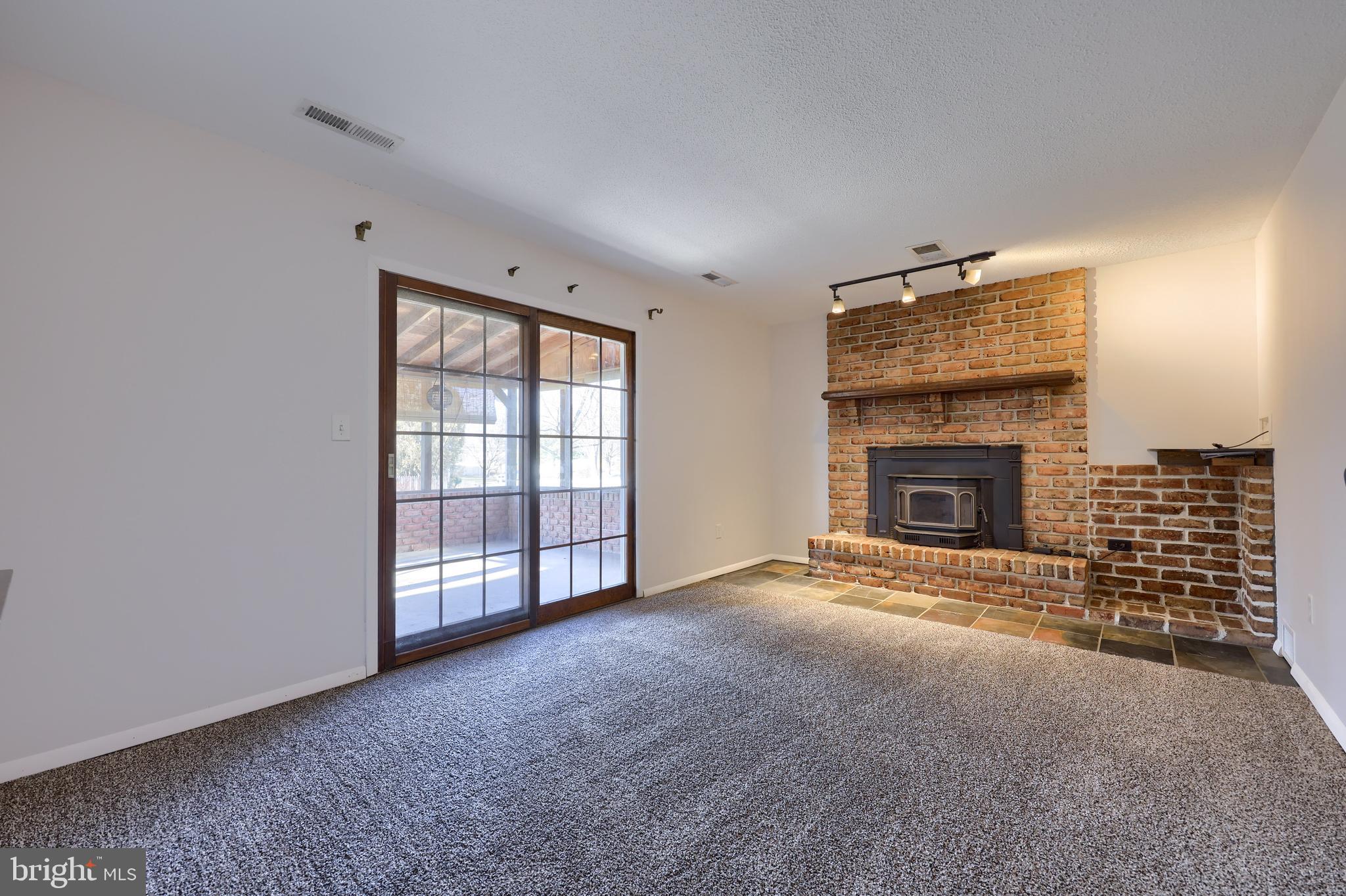 2437 Opal Road York, PA 17408 - Photo 6 of 38 Gallery Image 6