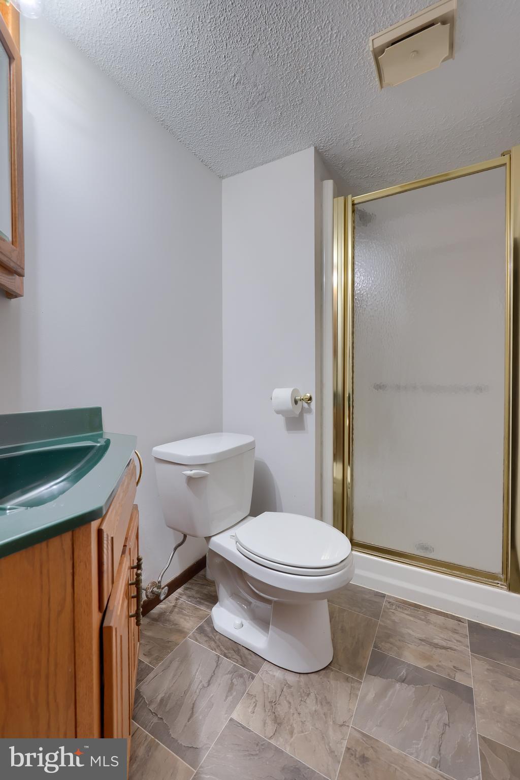 2437 Opal Road York, PA 17408 - Photo 10 of 38 Gallery Image 10