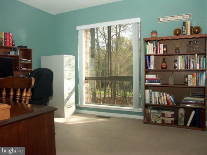 11531 Buttonwood Court Reston, VA 20191 - Photo 3 of 13 Bedroom