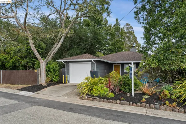 $1,299,000 | 1427 Summit Road, Berkeley, CA 94708