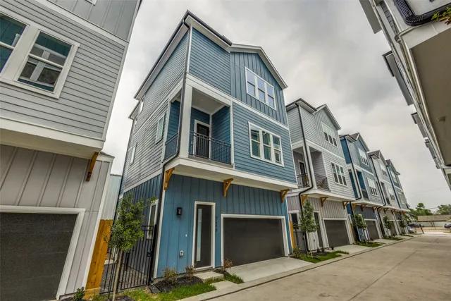 $3,100 | 948 Fisher Street, Unit B, Houston, TX 77018