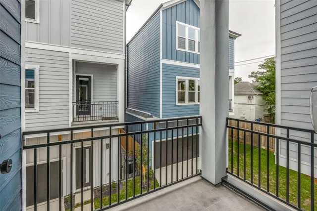 $3,100 | 948 Fisher Street, Unit B, Houston, TX 77018