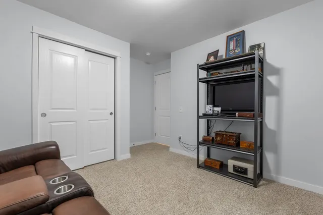 $459,000 | 15 Dodge Hill Road, Bennington, NH 03442