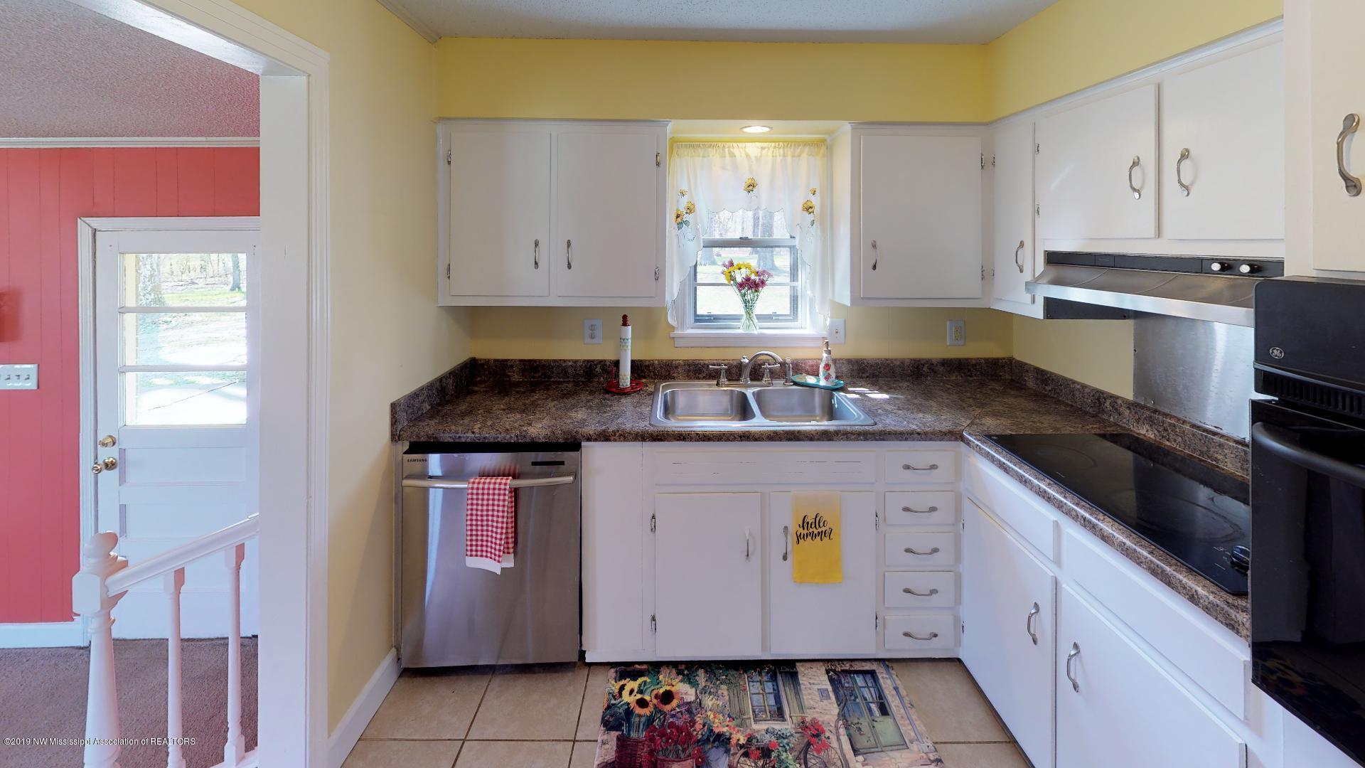 3225 Clifton Road Hernando, MS 38632 - Photo 12 of 30 3225-Clifton-Road-Kitchen(1)