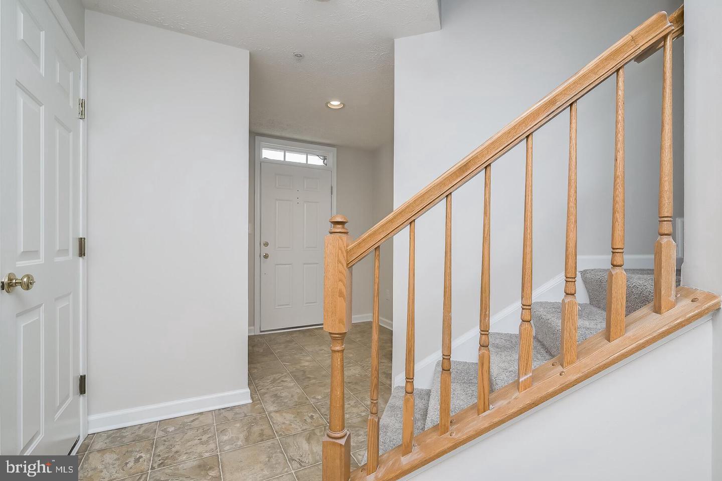 1432 Pangbourne Way Hanover, MD 21076 - Photo 3 of 38