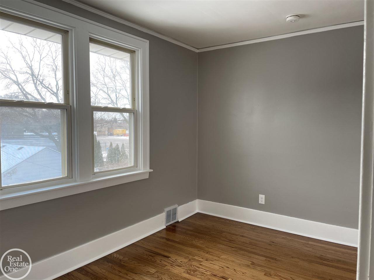 8144 Harding Center Line, MI 48015 - Photo 43 of 56 Gallery Image 43