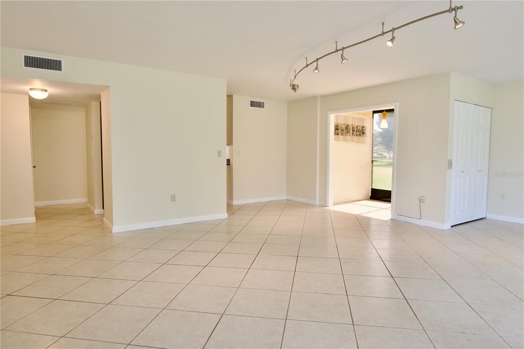 625 White Pine Tree Road, Unit 23 Venice, FL 34285 - Photo 11 of 41