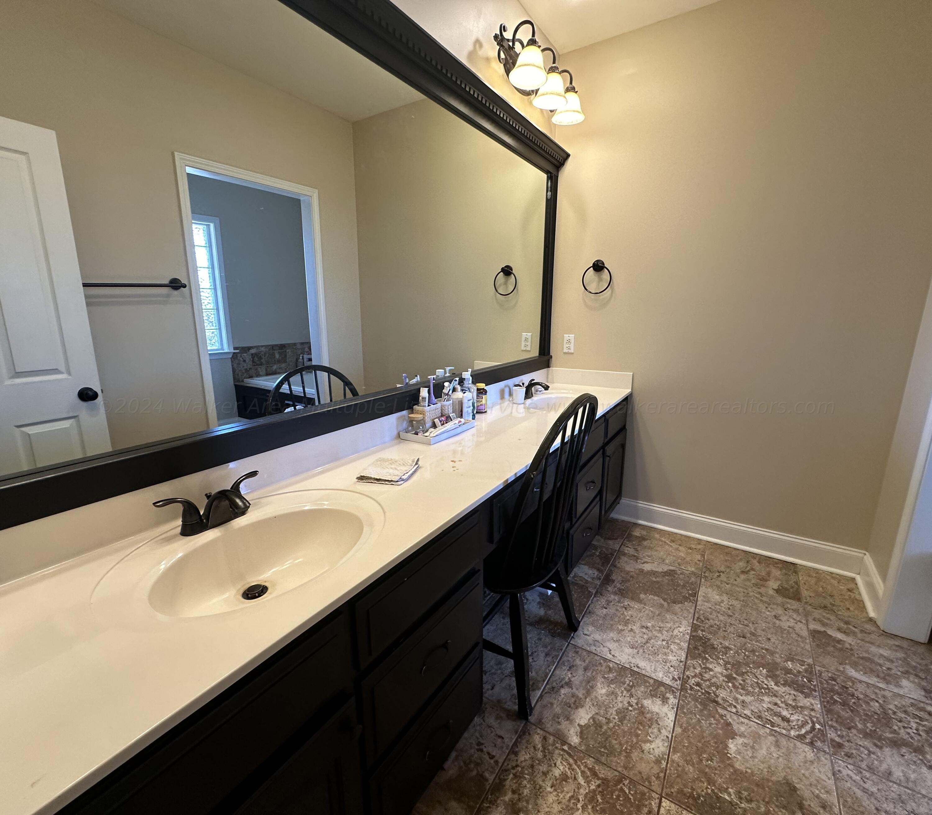 2103 Quail Run Jasper, AL 35504 - Photo 9 of 26 Gallery Image 9