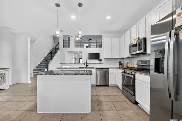 $379,000 | 241 Antelope Valley, San Antonio, TX 78253